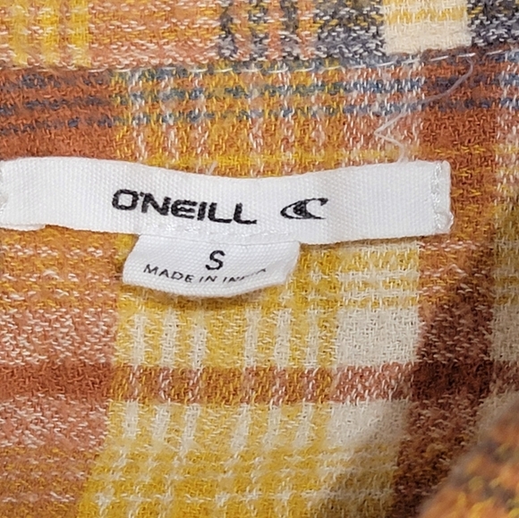 O'Neill Women's Size Small Coat Check Cotton Flannel Button Down Shirt - Picture 6 of 12